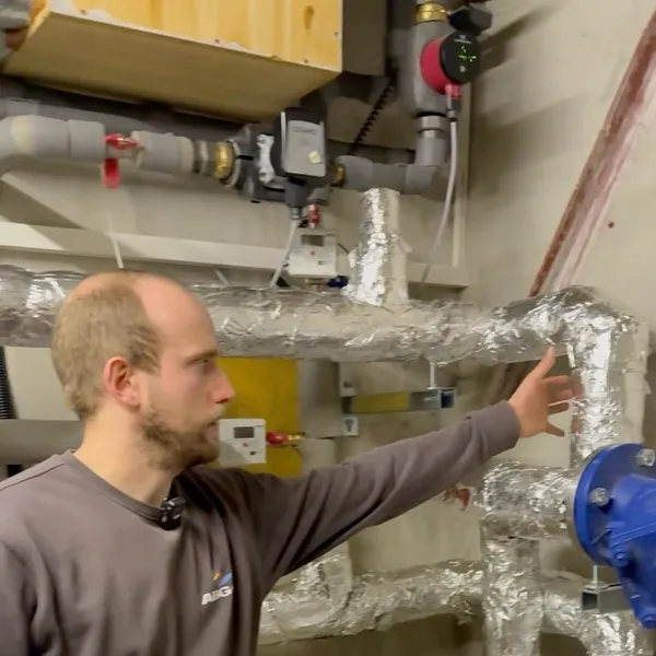 Wärmeübergabe & Energiemessung in der Wohnungsbeheizung – Vorschaubild des Videos von ABGtherm aus Westerstede