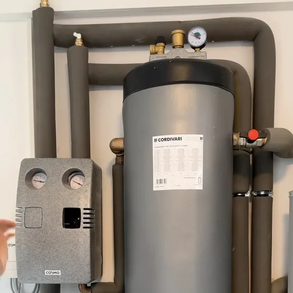 Wärmepumpe im Altbau: Ja, es ist möglich! – Vorschaubild des Videos von ABGtherm aus Westerstede