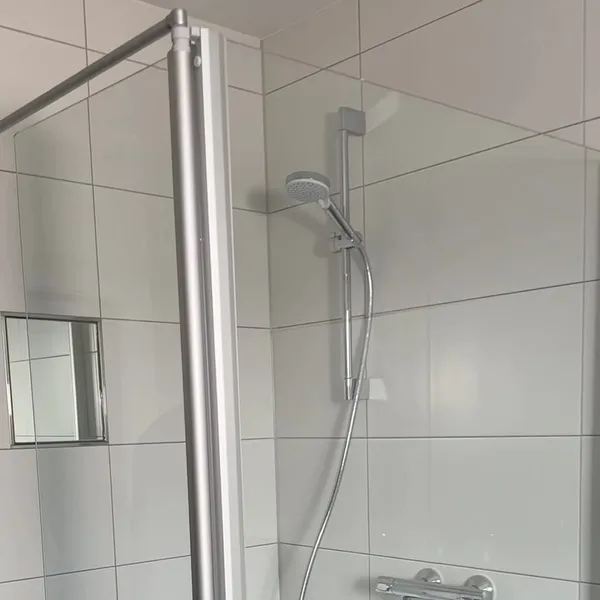 Barrierefreie Duschen? – Vorschaubild des Videos von ABGtherm aus Westerstede